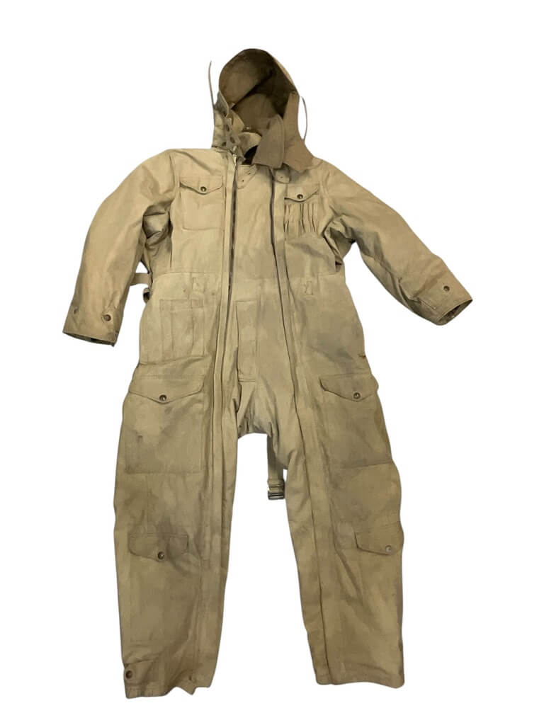 WW2 British Armoured Corps Tankers Suit Size 4 Dated 1944 WW2 British Armoured Corps Tankers Suit Size 4 Dated 1944