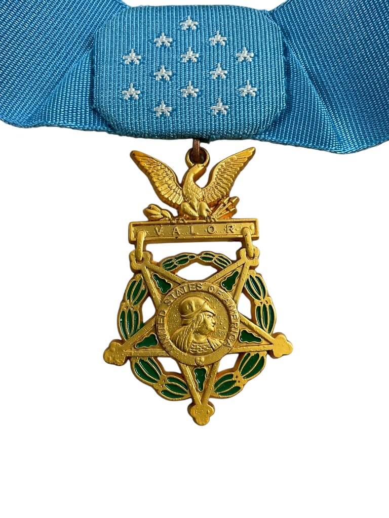 US Army Congressional Medal of Honor In Case REPRODUCTION COPY US Army Congressional Medal of Honor In Case REPRODUCTION COPY