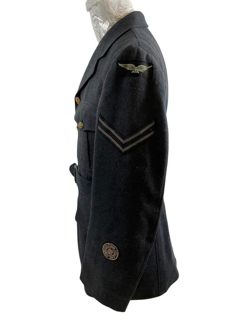 WW2 Canadian RCAF Corporal's 4 Pocket Service Dress Size 16 Dated 1941 WW2 Canadian RCAF Corporal's 4 Pocket Service Dress Size 16 Dated 1941
