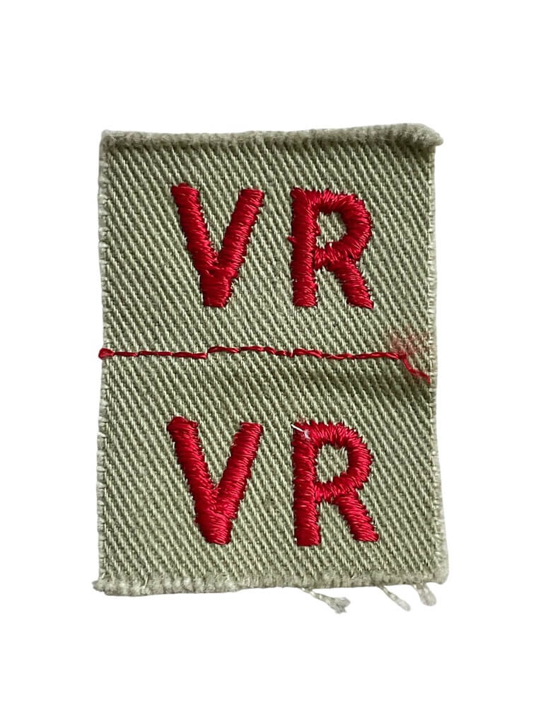 WW2 Canadian RCAF Volunteer Reserve Patches Insignia Pair UNCUT WW2 Canadian RCAF Volunteer Reserve Patches Insignia Pair UNCUT