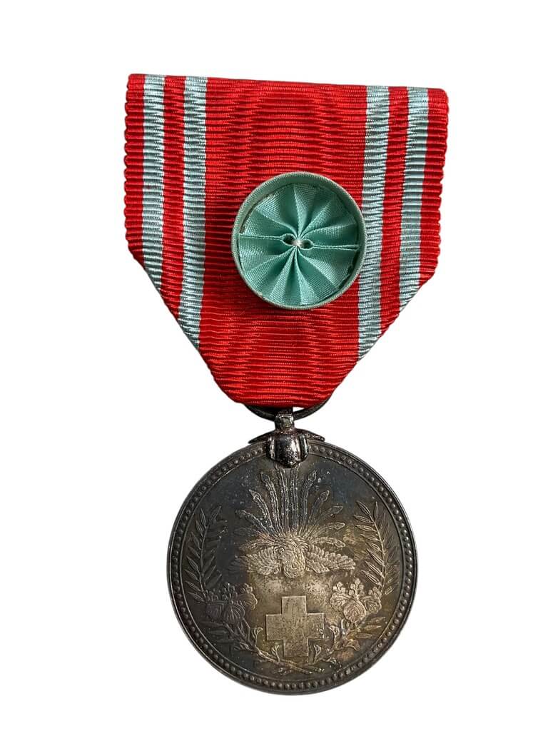 WW2 Japanese Red Cross Society Silver Full Size Medal With Rosette In Box WW2 Japanese Red Cross Society Silver Full Size Medal With Rosette In Box