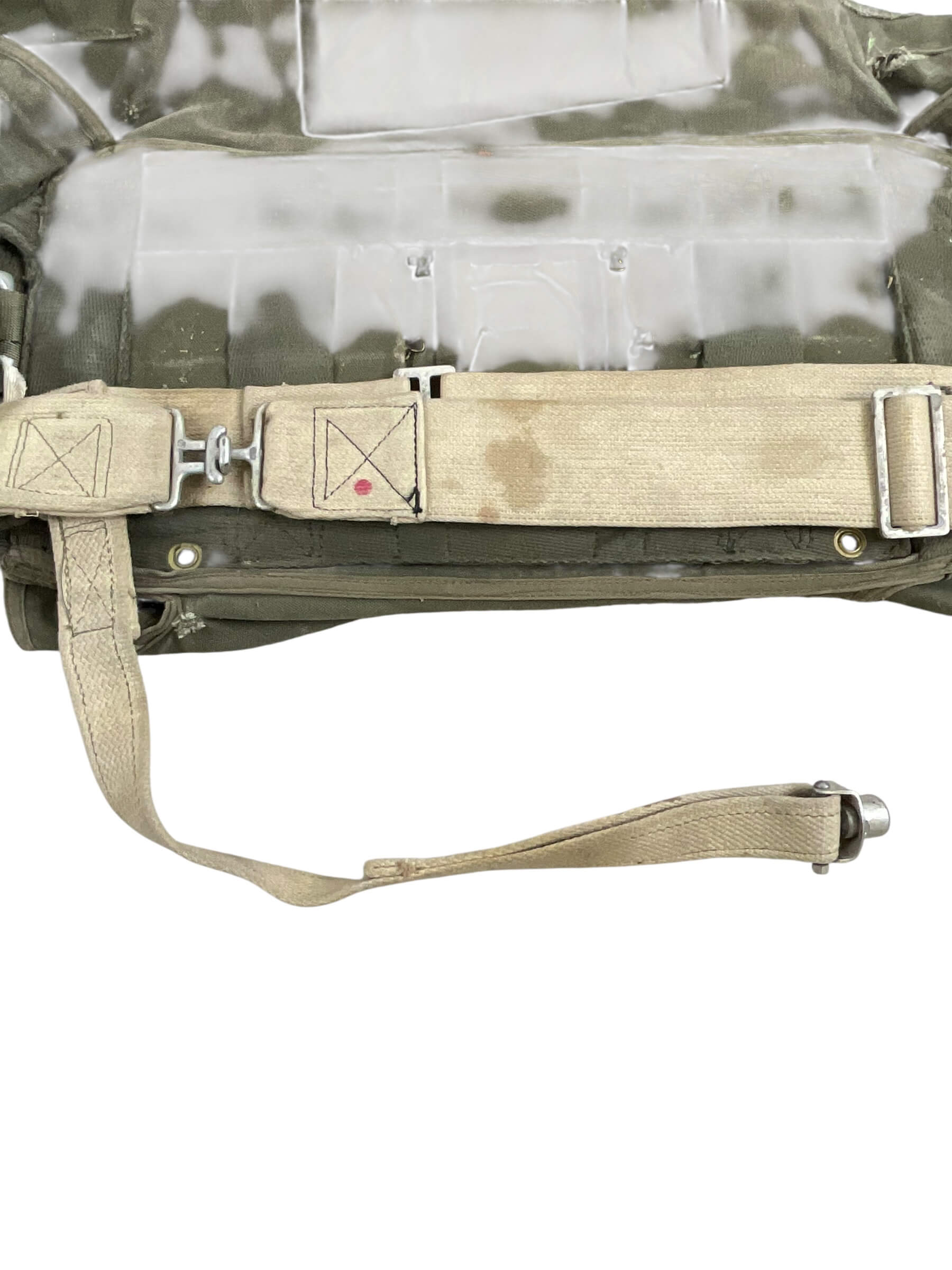 Canadian Forces Reserve Parachute Pack EMPTY Canadian Forces Reserve Parachute Pack EMPTY