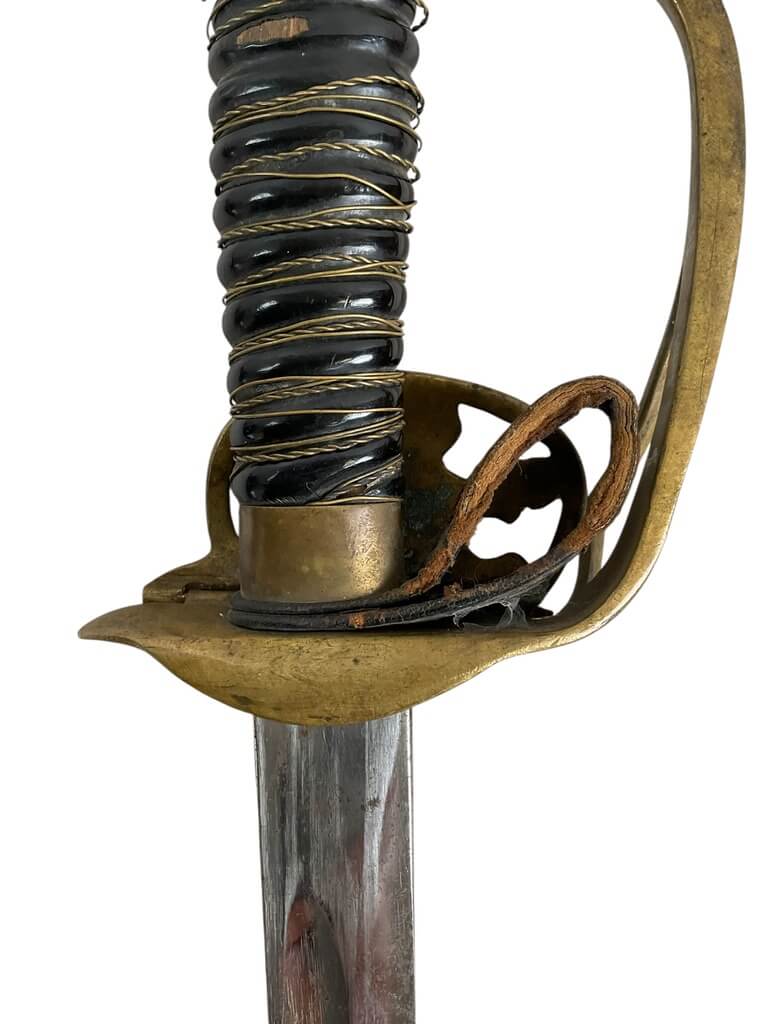 WW1 Imperial German Guards M89 Officers Sword With Scabbard WW1 Imperial German Guards M89 Officers Sword With Scabbard