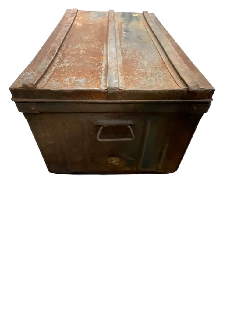 WW2 Canadian RCAF Named Air Commodore Barracks Box 33" X 18" X 13" WW2 Canadian RCAF Named Air Commodore Barracks Box 33" X 18" X 13"