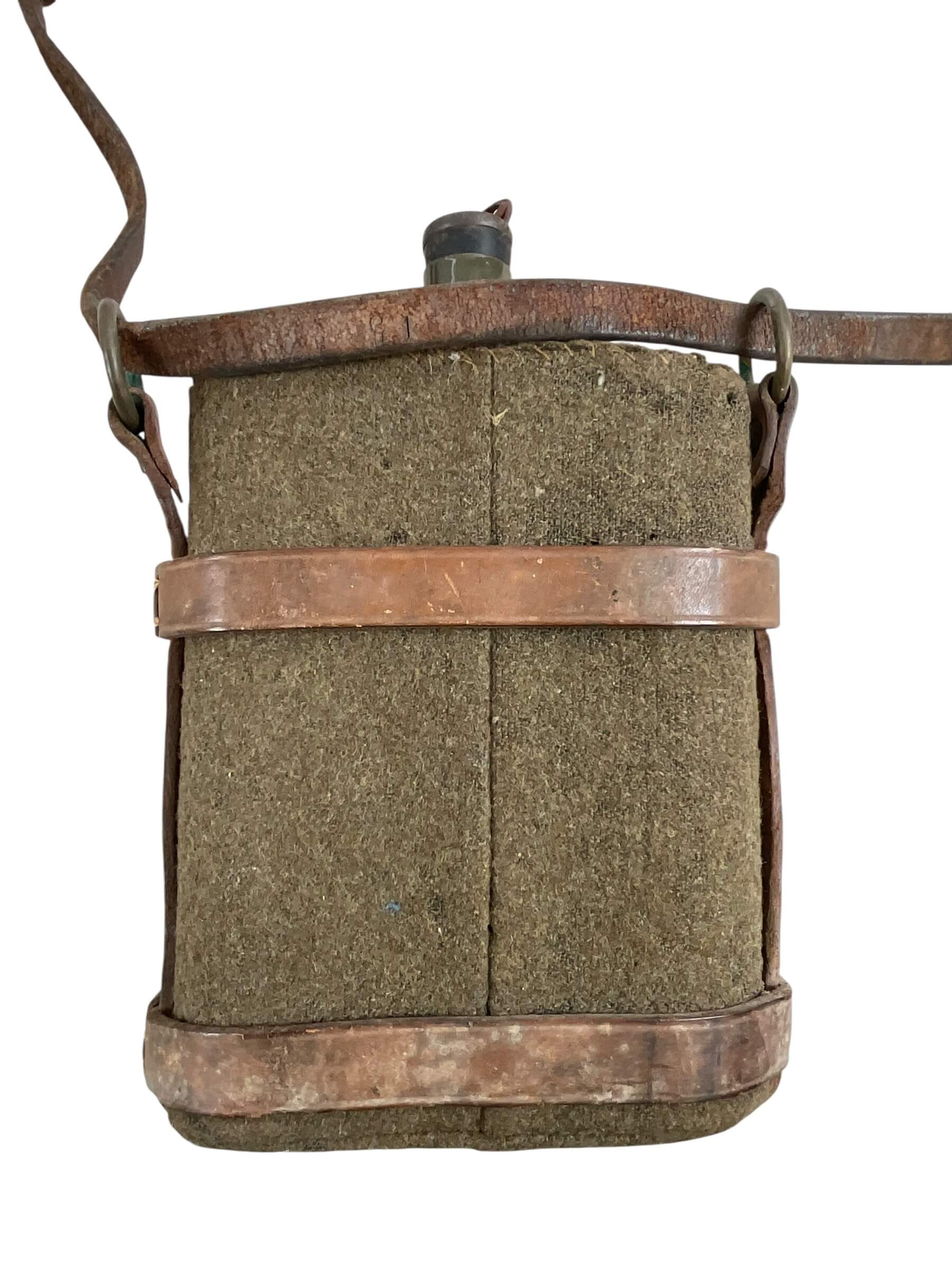 WW1 Canadian CEF Dismounted Canteen and Carrier C Broad Arrowed WW1 Canadian CEF Dismounted Canteen and Carrier C Broad Arrowed