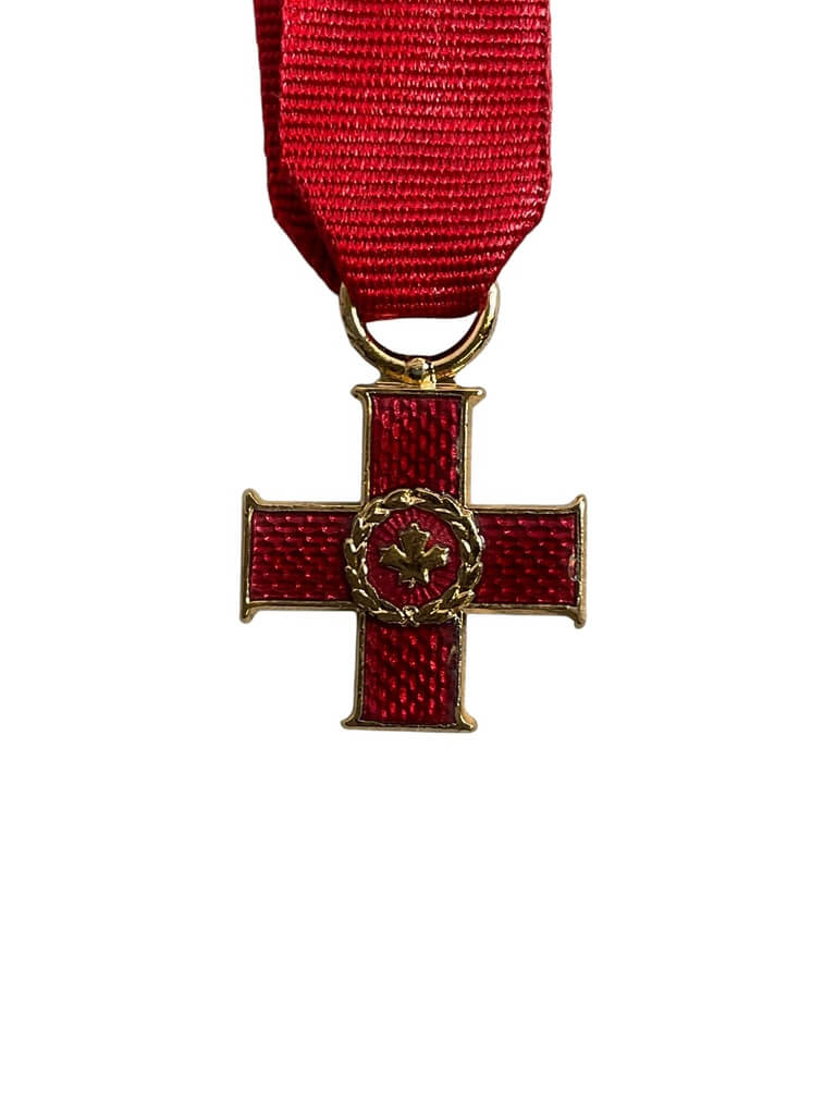 Canadian Forces Cross of Valour Miniature Medal Canadian Forces Cross of Valour Miniature Medal