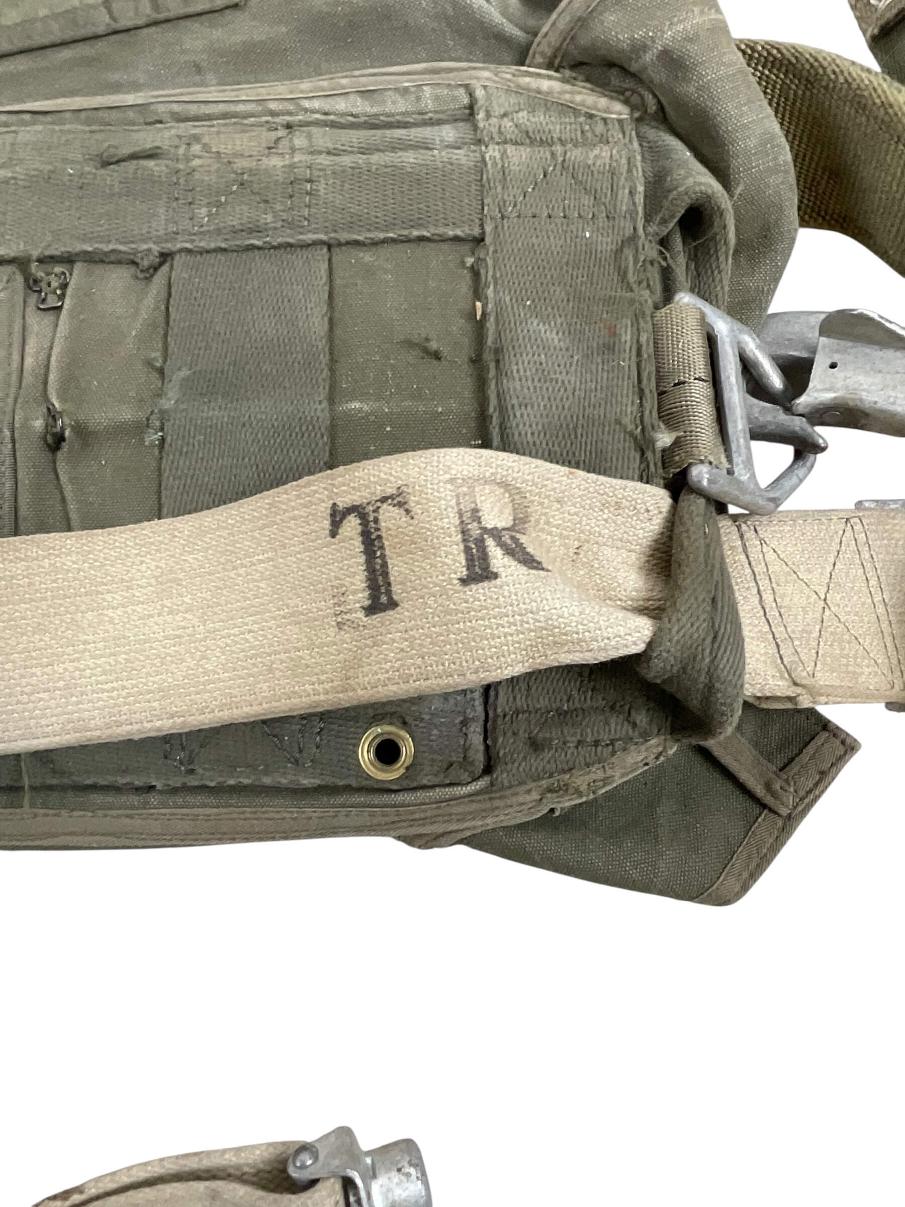 Canadian Forces Reserve Parachute Pack EMPTY Canadian Forces Reserve Parachute Pack EMPTY