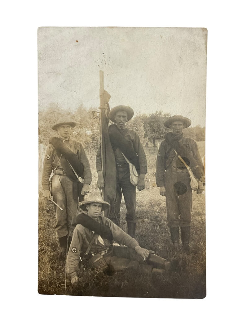 WW1 Canadian CEF Medical Soldiers 5 1/2" X 3 1/2" Postcard WW1 Canadian CEF Medical Soldiers 5 1/2" X 3 1/2" Postcard