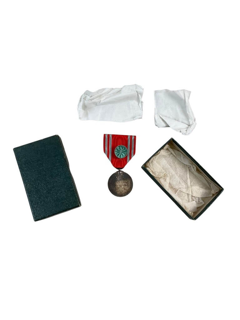 WW2 Japanese Red Cross Society Silver Full Size Medal With Rosette In Box WW2 Japanese Red Cross Society Silver Full Size Medal With Rosette In Box