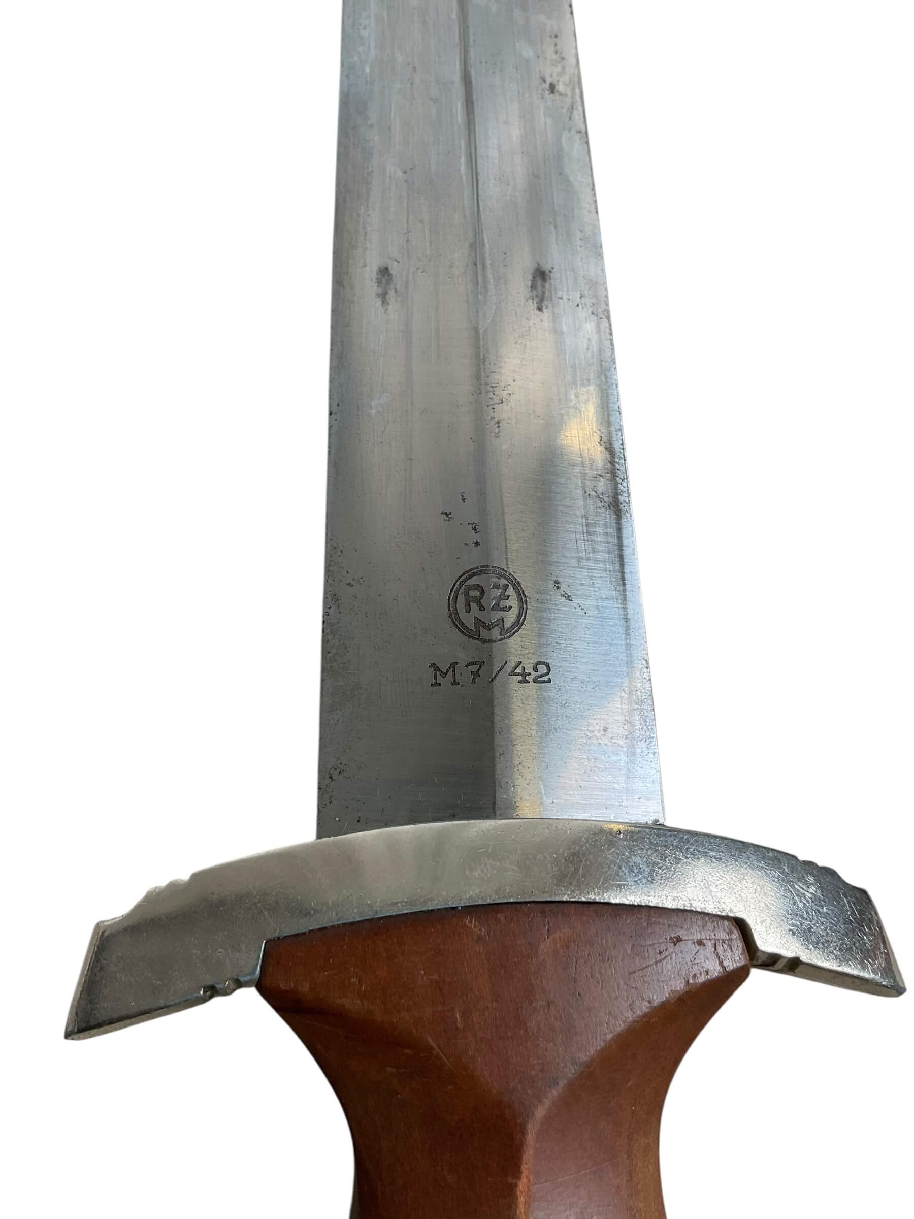 WW2 German SA Dagger With Scabbard Maker M7/42 WW2 German SA Dagger With Scabbard Maker M7/42