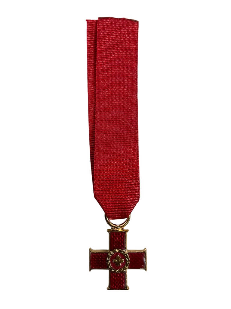 Canadian Army Cross of Valour Miniature Medal Canadian Army Cross of Valour Miniature Medal