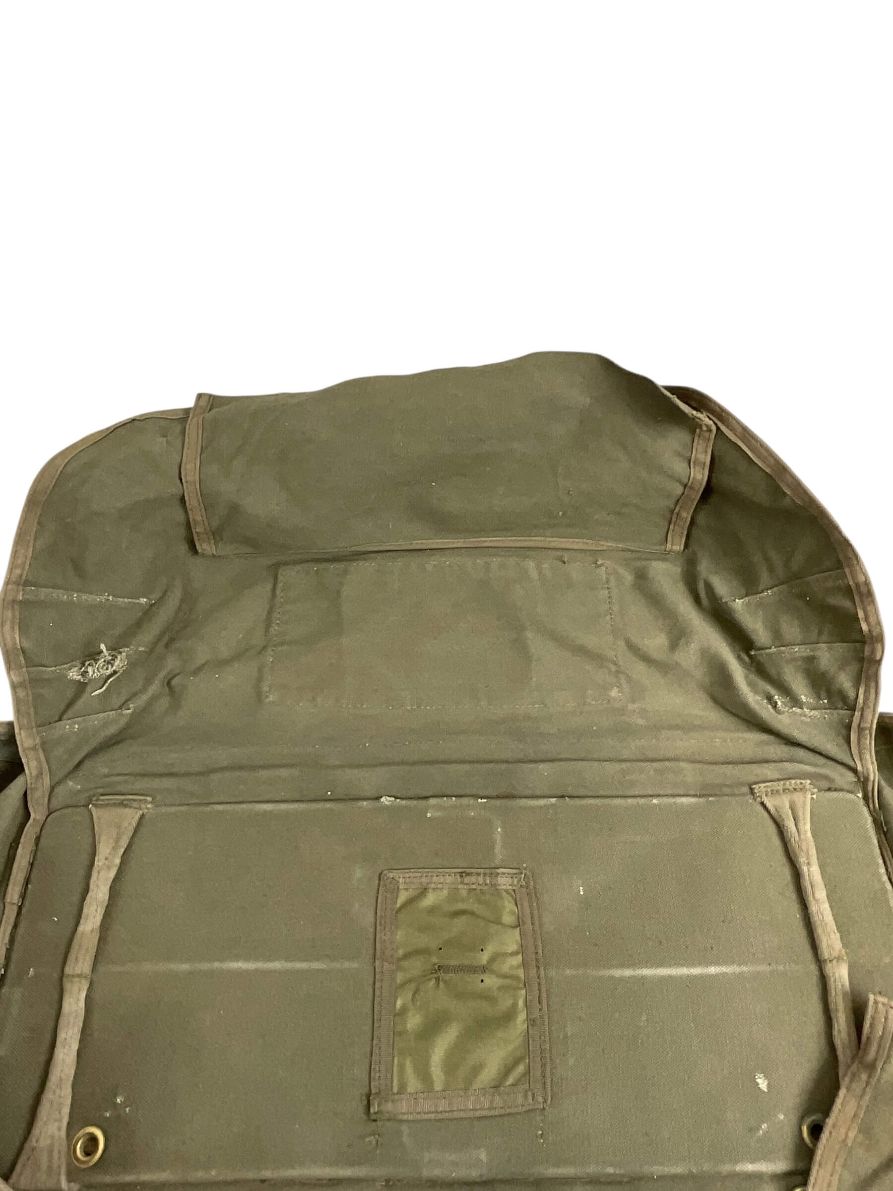 Canadian Forces Reserve Parachute Pack EMPTY Canadian Forces Reserve Parachute Pack EMPTY