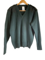 Canadian Forces Green Army Sweater Size Medium Regular