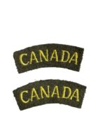 WW2 Canadian CWAC CANADA Women's Army Corps Shoulder Titles Pair