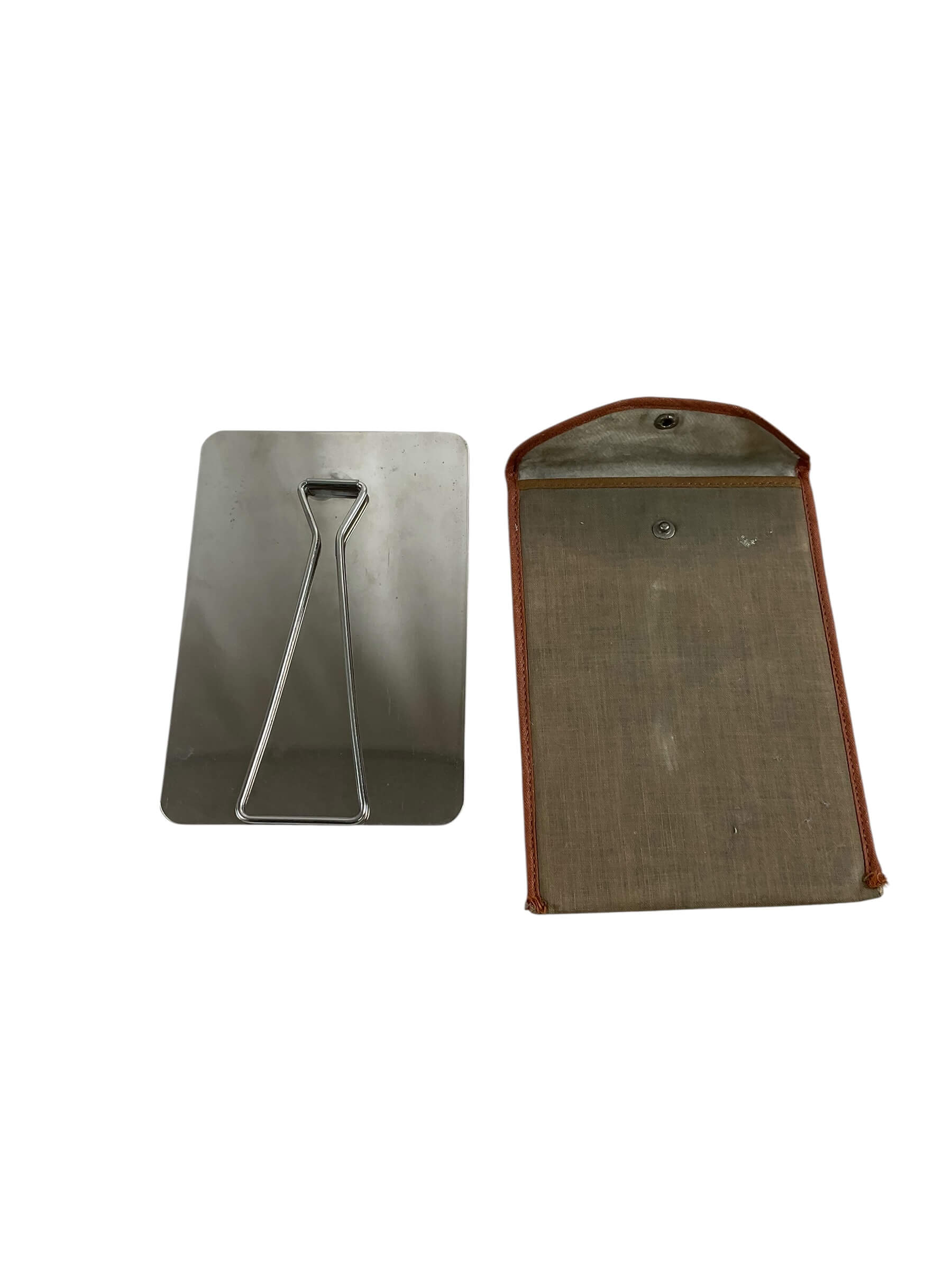 WW1 Canadian CEF Officers Private Purchase Shaving Mirror With Pouch WW1 Canadian CEF Officers Private Purchase Shaving Mirror With Pouch