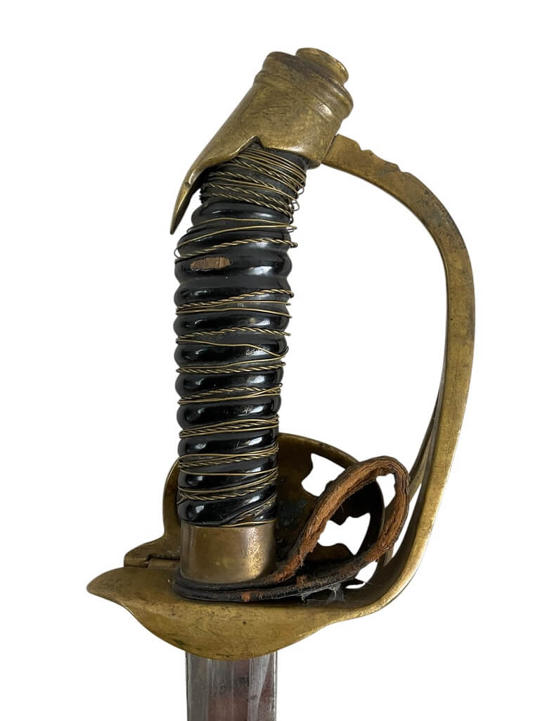 WW1 Imperial German Guards M89 Officers Sword With Scabbard WW1 Imperial German Guards M89 Officers Sword With Scabbard