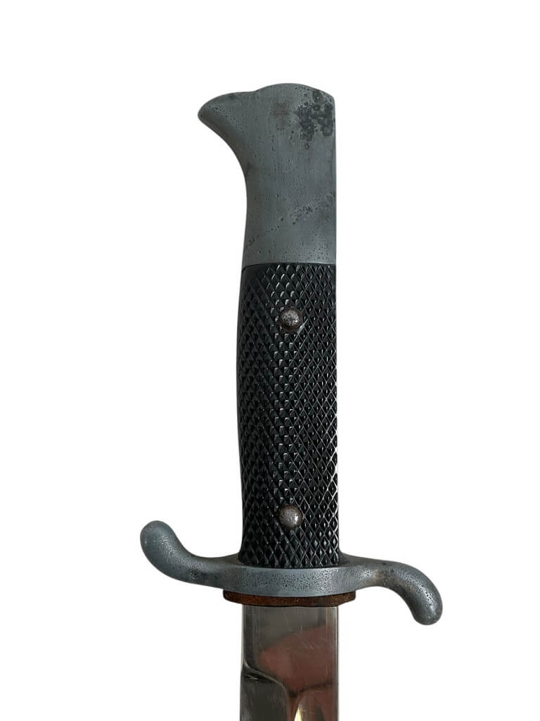 WW2 German Short Fire Bayonet With Scabbard Maker Solingen WW2 German Short Fire Bayonet With Scabbard Maker Solingen