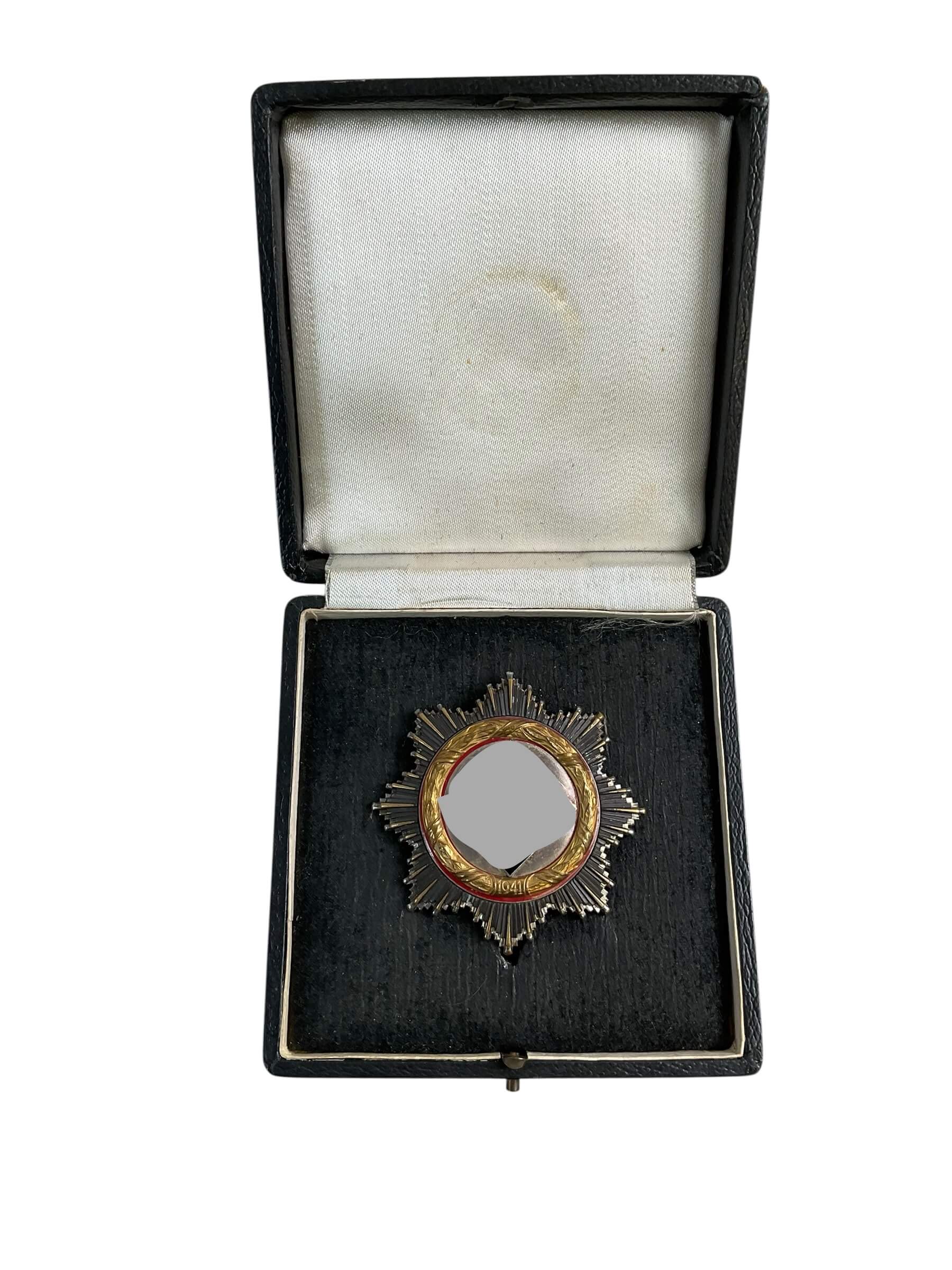 WW2 German Cross In Gold With Case Maker Mark 20 Zimmermann WW2 German Cross In Gold With Case Maker Mark 20 Zimmermann