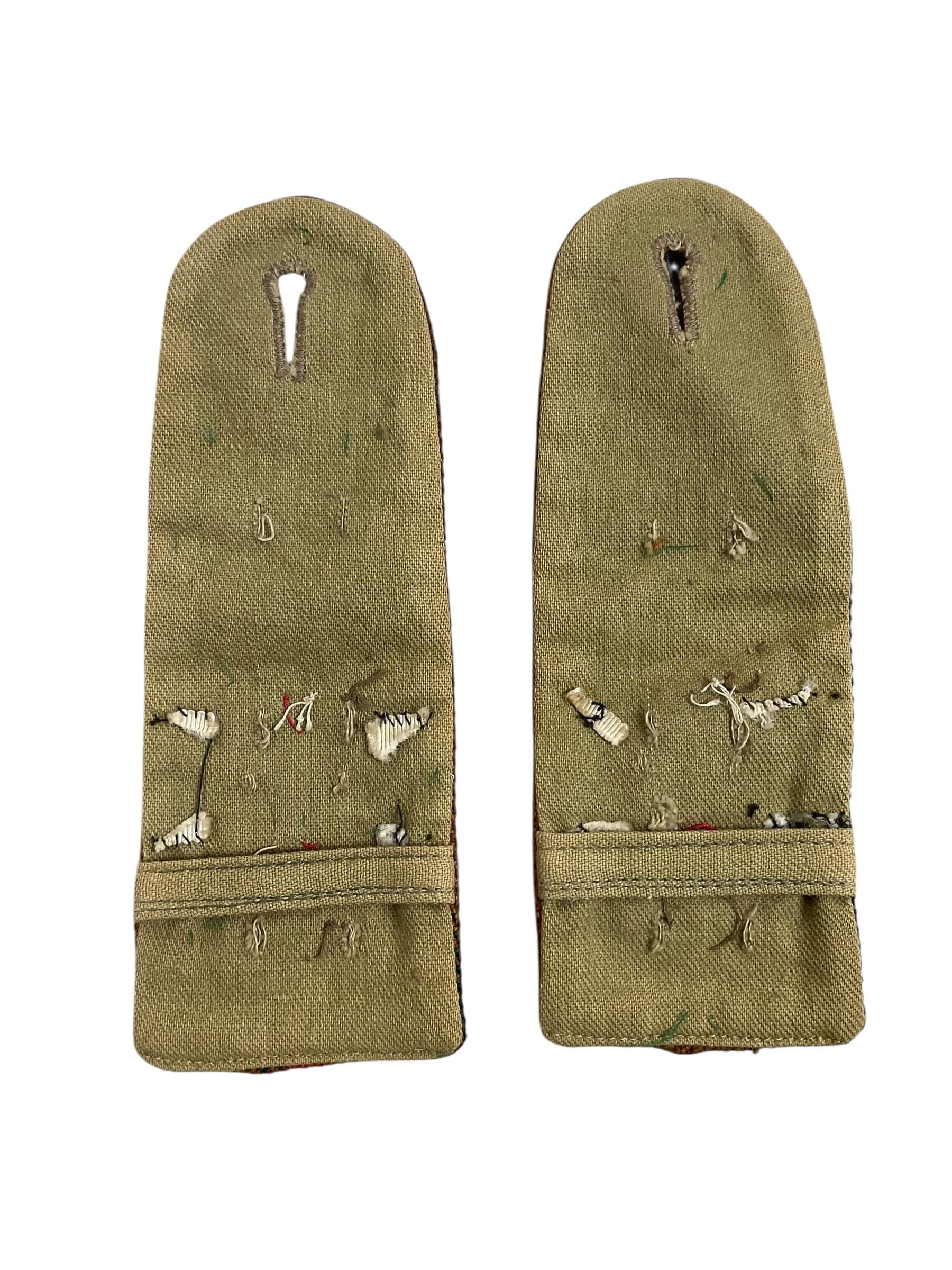 WW2 Canadian Irish Regiment of Canada Tartan Shoulder Boards Slip-Ons Pair WW2 Canadian Irish Regiment of Canada Tartan Shoulder Boards Slip-Ons Pair