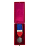 French Ministry of Commerce and Industry Full Size Medal In Original Case