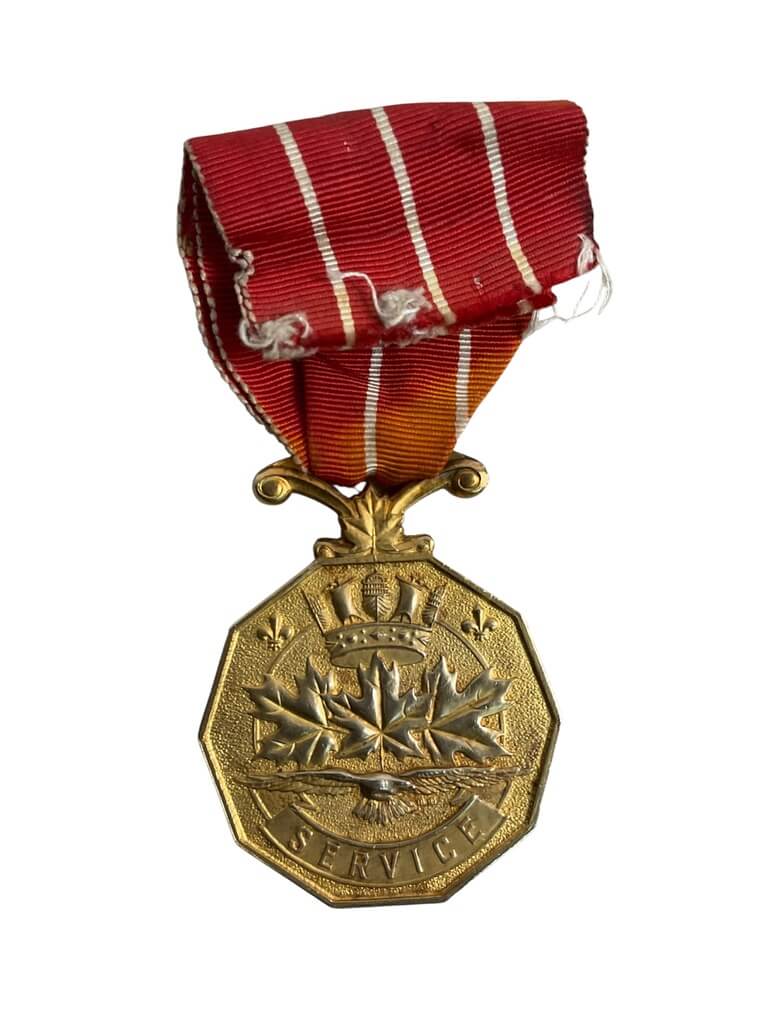 Canadian Forces Decoration CD Sgt JXR R Ayotte Canadian Forces Decoration CD Sgt JXR R Ayotte