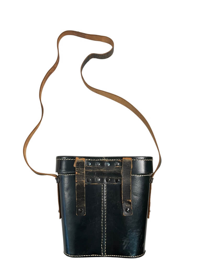 WW2 German Kriegsmarine Officers Binoculars 10 X 50 beh In Leather Case WW2 German Kriegsmarine Officers Binoculars 10 X 50 beh In Leather Case