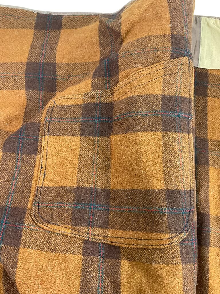 WW2 Canadian Irish Regiment of Canada MG Kilt Dated 1945 Eatons Waist 36″ Length 25″ WW2 Canadian Irish Regiment of Canada MG Kilt Dated 1945 Eatons Waist 36″ Length 25″