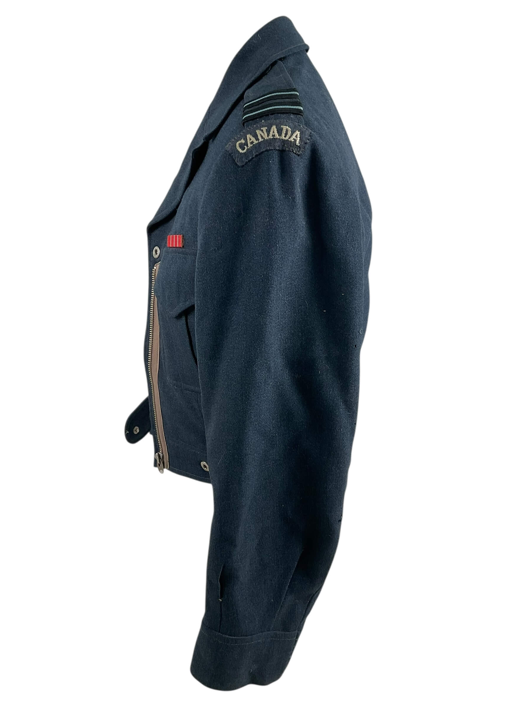 Canadian RCAF Women's Officers Battle Dress Jacket and Skirt Dated 1962 Canadian RCAF Women's Officers Battle Dress Jacket and Skirt Dated 1962