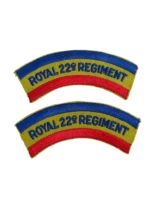 Canadian Army Royal 22nd Regiment Vandoos Shoulder Titles Insignia Pair