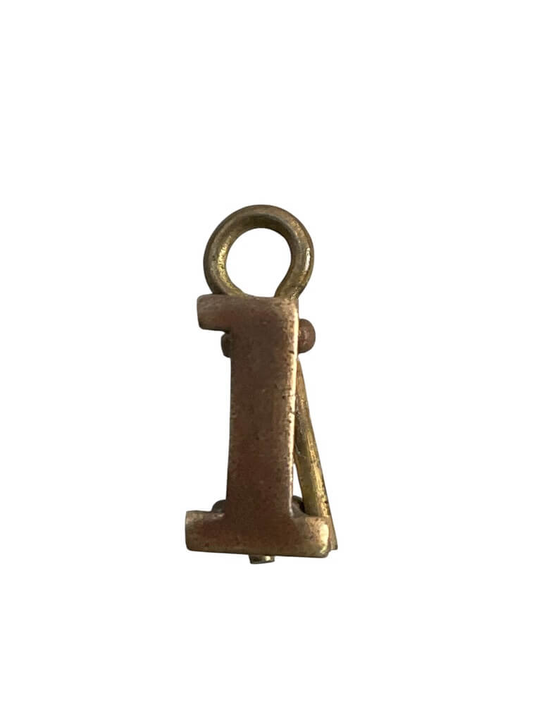 WW1 Canadian CEF 1st Battalion Shoulder Number Insignia Single WW1 Canadian CEF 1st Battalion Shoulder Number Insignia Single