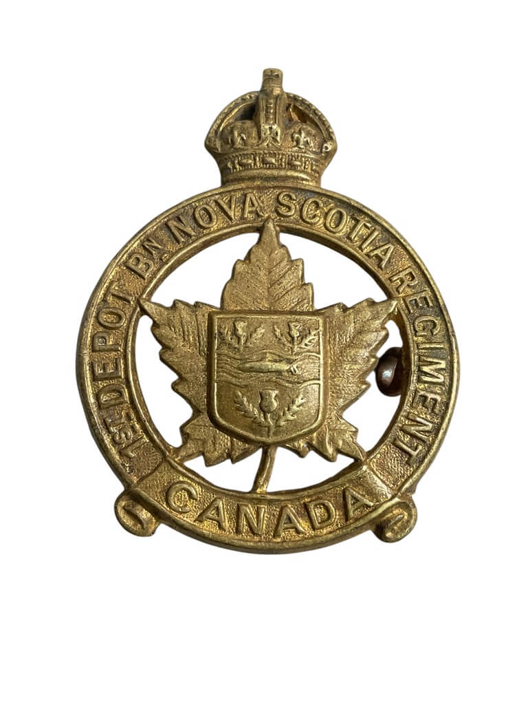 WW1 Canadian CEF 1st Depot Battalion Cap Badge WW1 Canadian CEF 1st Depot Battalion Cap Badge