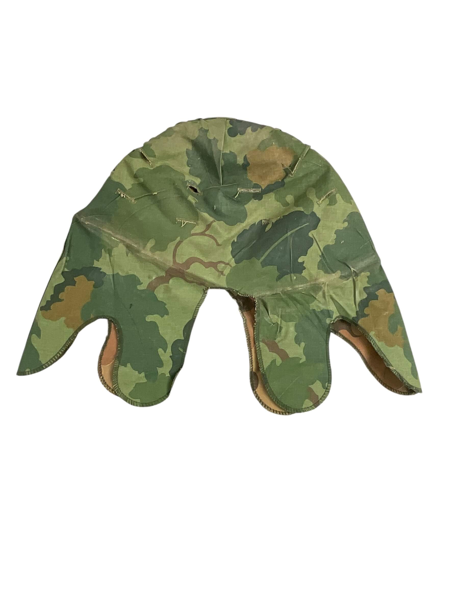 US Army Vietnam Reversible Camouflage Helmet Cover US Army Vietnam Reversible Camouflage Helmet Cover