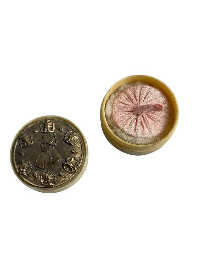 French Napoleonic Commemorative Women's Loose Powder Compact With Puff French Napoleonic Commemorative Women's Loose Powder Compact With Puff