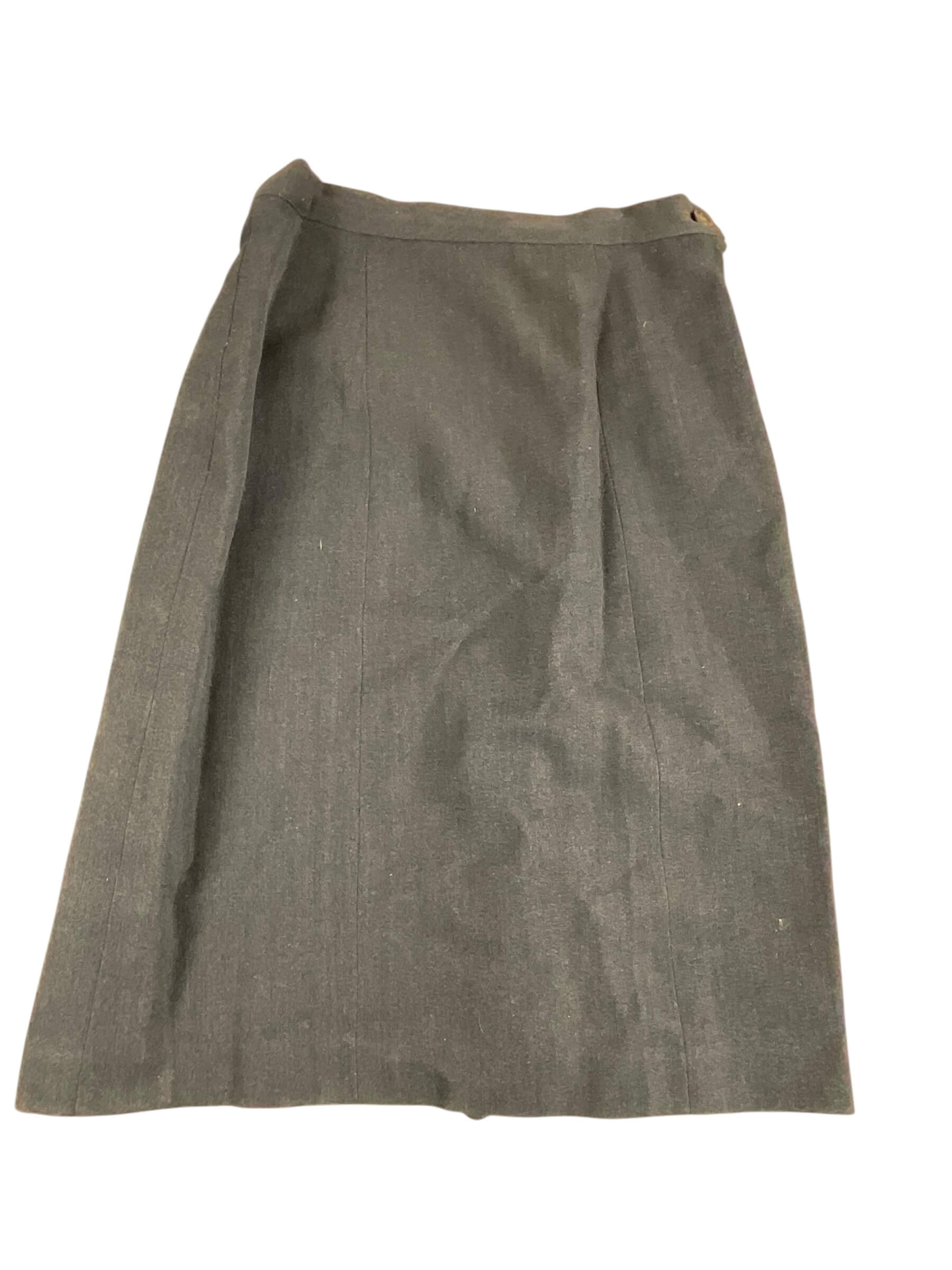 Canadian RCAF Women's Officers Battle Dress Jacket and Skirt Dated 1962 Canadian RCAF Women's Officers Battle Dress Jacket and Skirt Dated 1962