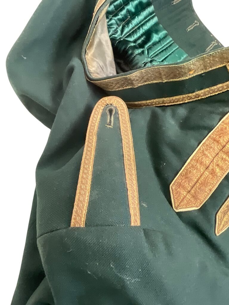 Canadian Irish Regiment of Canada Drummers Cutaway Tunic Canadian Irish Regiment of Canada Drummers Cutaway Tunic