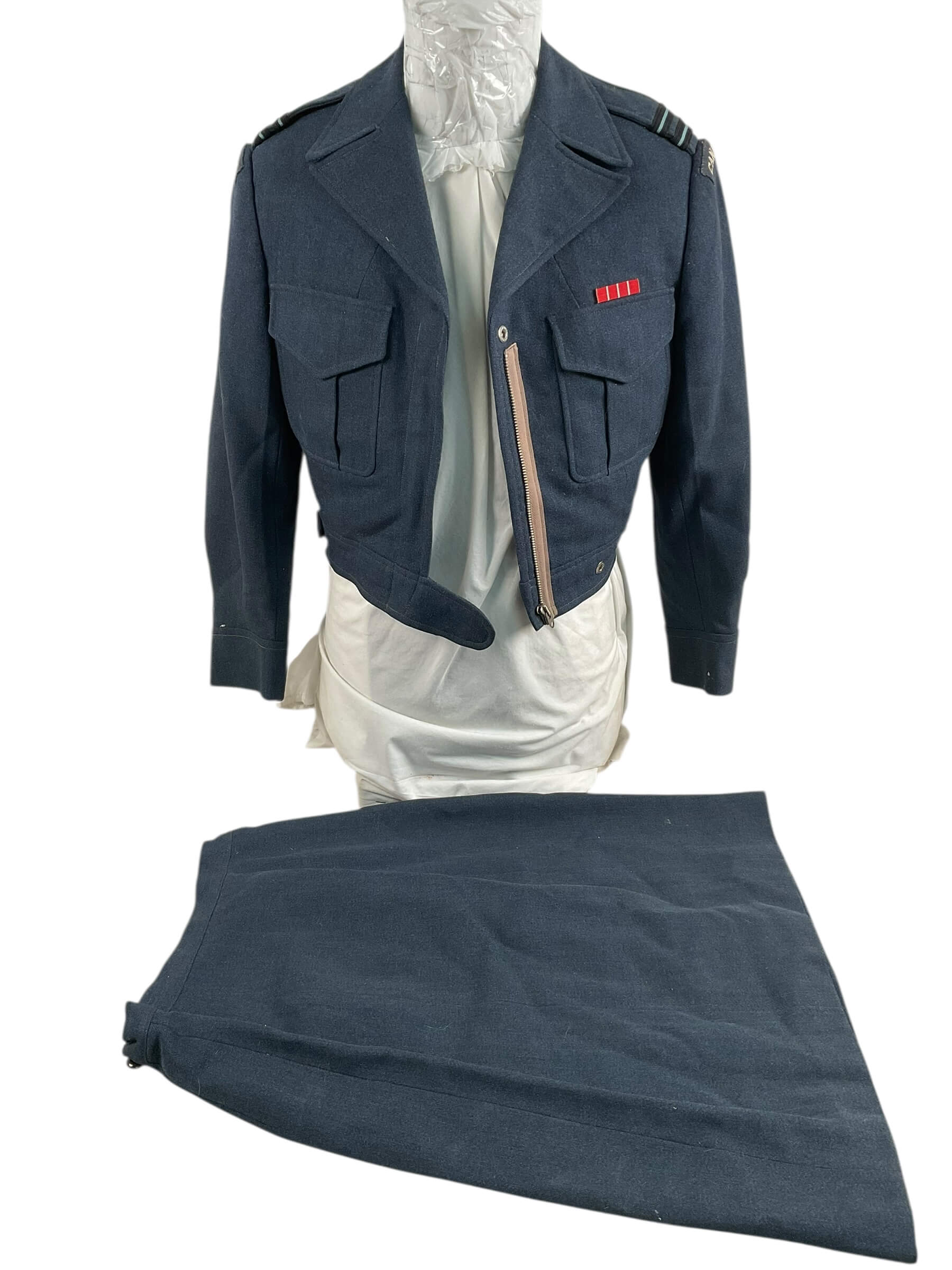 Canadian RCAF Women's Officers Battle Dress Jacket and Skirt Dated 1962 Canadian RCAF Women's Officers Battle Dress Jacket and Skirt Dated 1962
