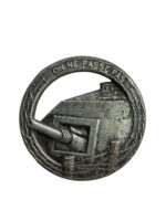 WW2 France French Maginot Line Defence Beret Badge Pin Back