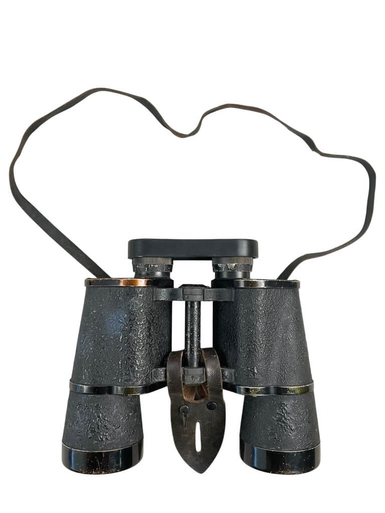 WW2 German Kriegsmarine Officers Binoculars 10 X 50 beh In Leather Case WW2 German Kriegsmarine Officers Binoculars 10 X 50 beh In Leather Case