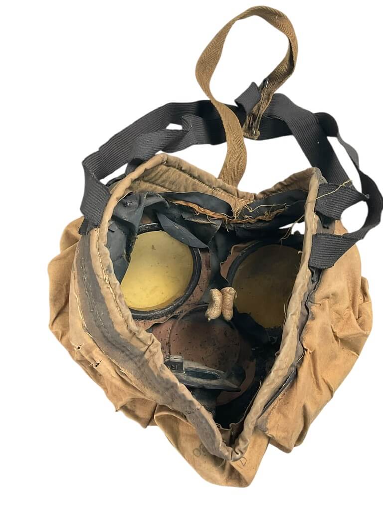 WW1 British BEF Respirator In Bag Dated 1917 Named RELIC WW1 British BEF Respirator In Bag Dated 1917 Named RELIC