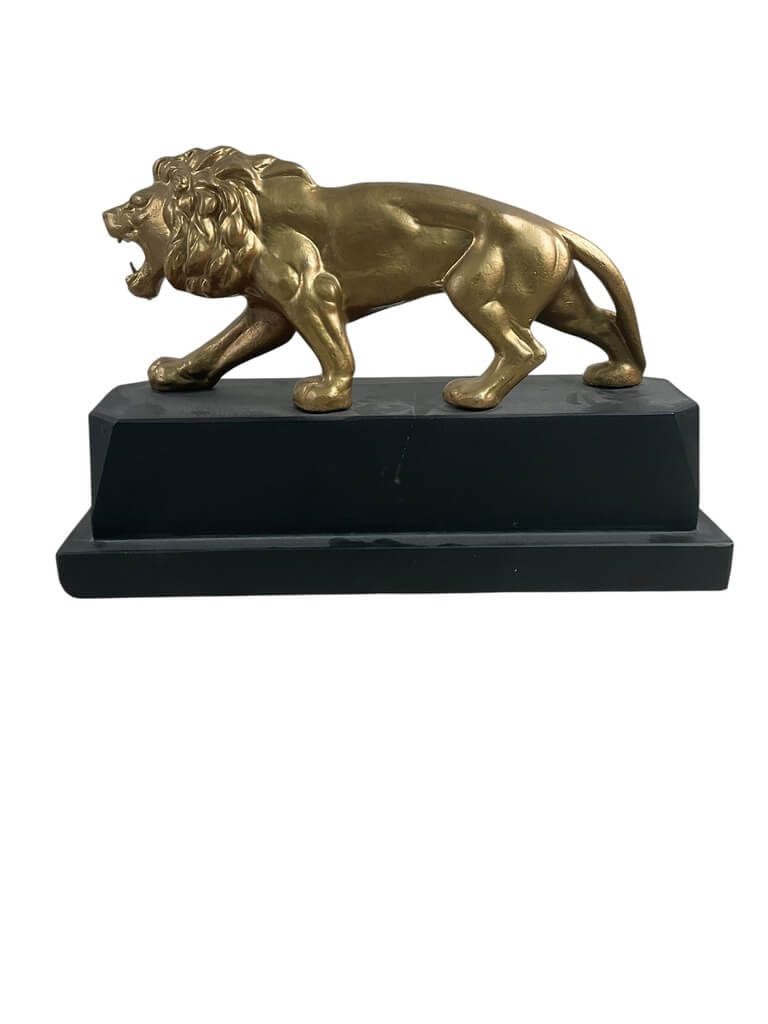 German Reich Colonel Bund Tiger Statue 11" X 16" German Reich Colonel Bund Tiger Statue 11" X 16"