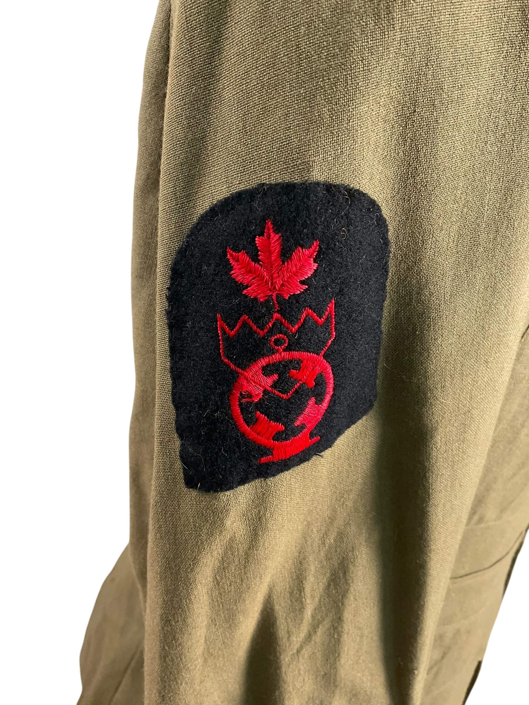 Canadian RCN Navy Tropical Worsted 4 Pocket Tunic and Trousers Dated 1955 Canadian RCN Navy Tropical Worsted 4 Pocket Tunic and Trousers Dated 1955
