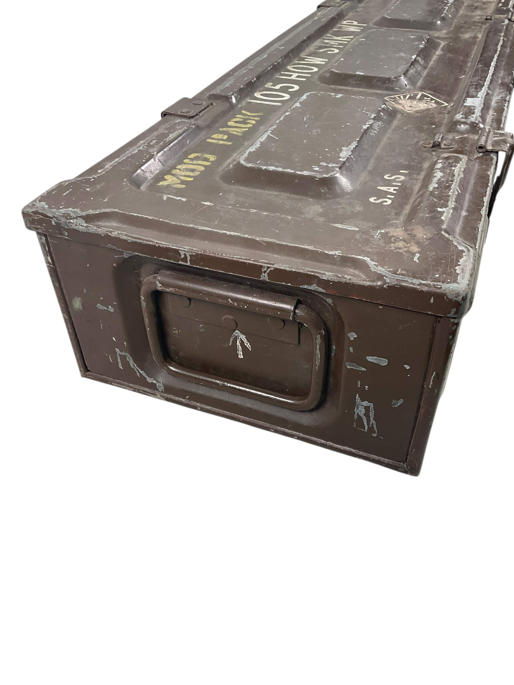 Canadian Forces 105mm Howitzer Smoke Transit Box EMPTY 33 1/2" X 10 1/2" X 6" Canadian Forces 105mm Howitzer Smoke Transit Box EMPTY 33 1/2" X 10 1/2" X 6"