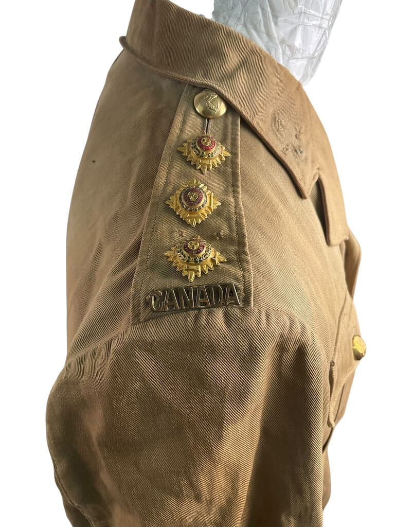WW2 Canadian Irish Regiment of Canada Tropical Officers Tunic With Post War Buttons WW2 Canadian Irish Regiment of Canada Tropical Officers Tunic With Post War Buttons