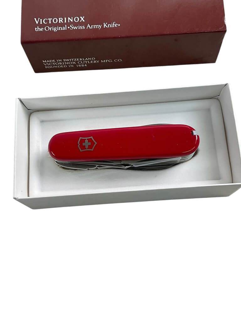 Victorinox Original Swiss Army Knife Model 1.6795 NIB Victorinox Original Swiss Army Knife Model 1.6795 NIB