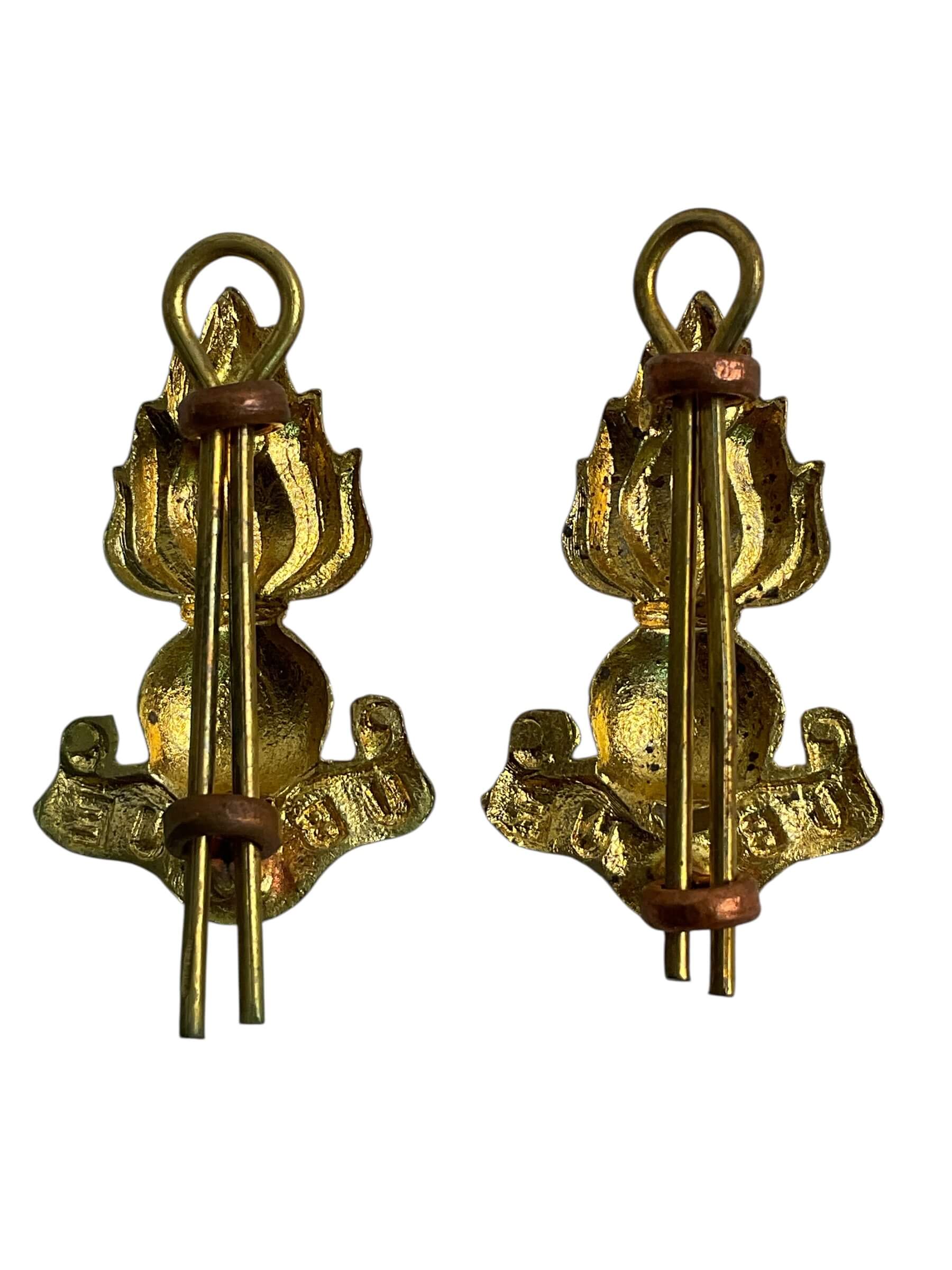 WW2 Royal Canadian Engineers RCE Collars Insignia Pair WW2 Royal Canadian Engineers RCE Collars Insignia Pair