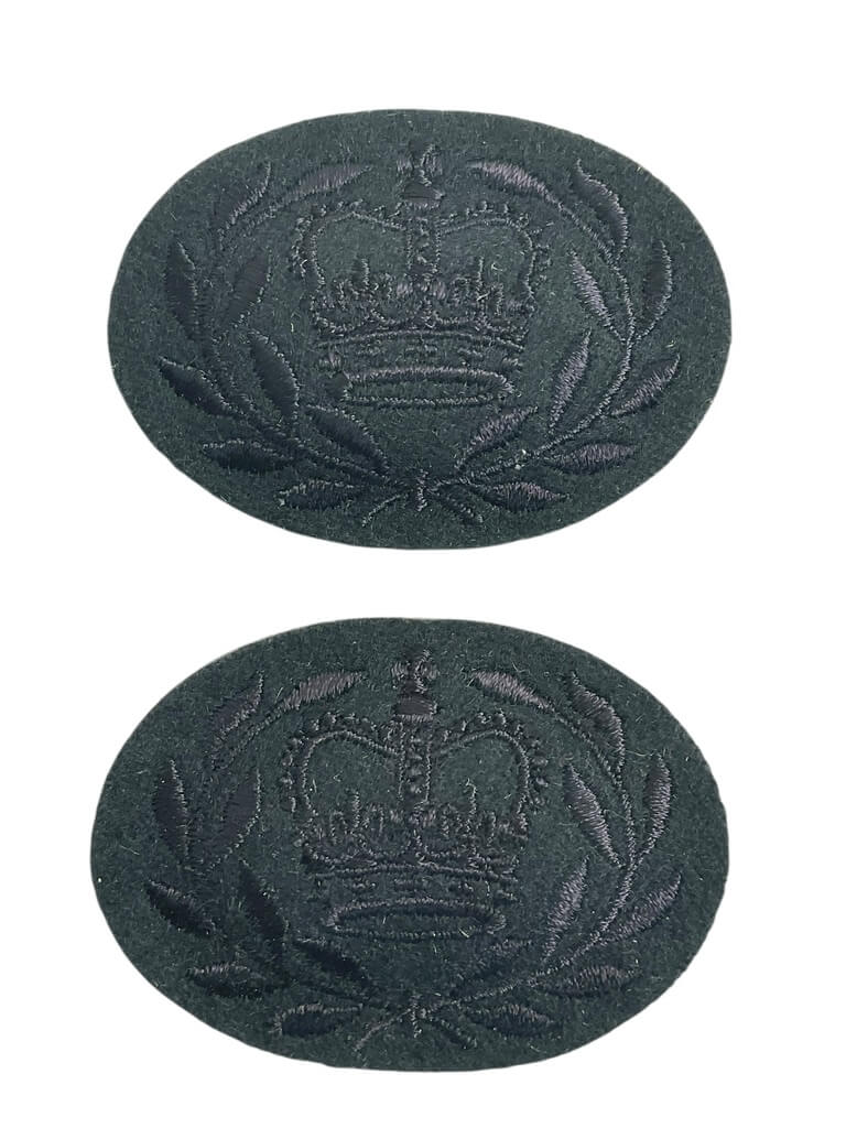 Canadian Forces Rifle Regiment Master Warrant Officers Rank Insignia Pair Canadian Forces Rifle Regiment Master Warrant Officers Rank Insignia Pair