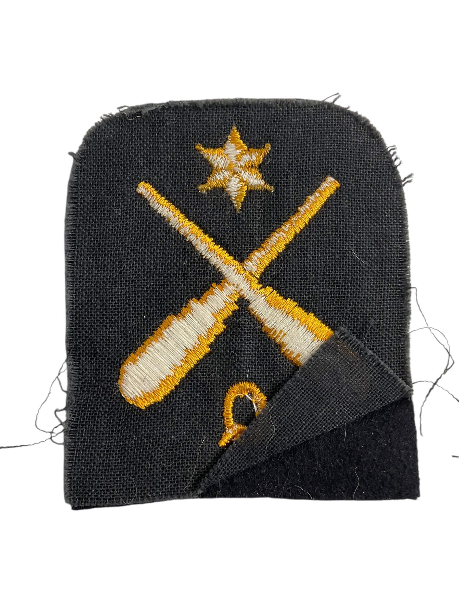 WW2 Canadian RN Navy Gunnery Quarter Ratings 2nd Class Trade Badge WW2 Canadian RN Navy Gunnery Quarter Ratings 2nd Class Trade Badge