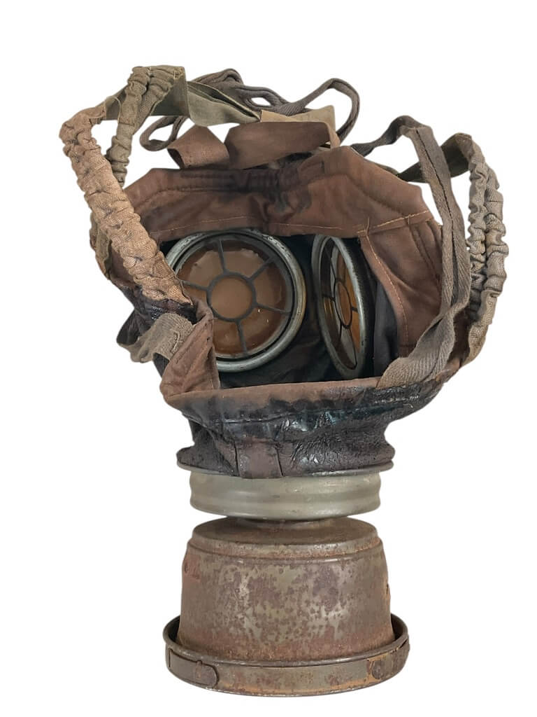 WW1 Imperial German Respirator In Tin WW1 Imperial German Respirator In Tin