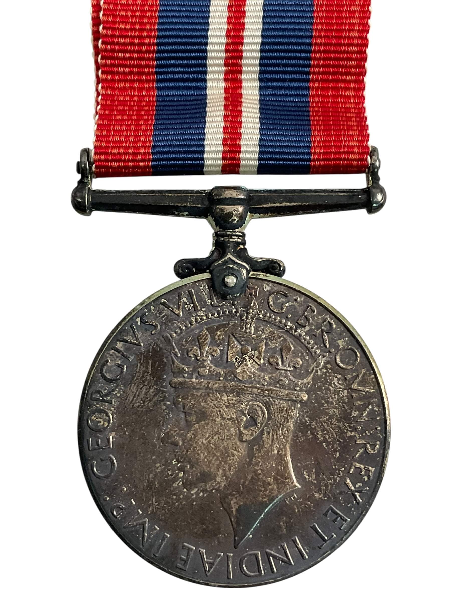 WW2 Canadian 1939 to 1945 War Medal In Box Full Size WW2 Canadian 1939 to 1945 War Medal In Box Full Size