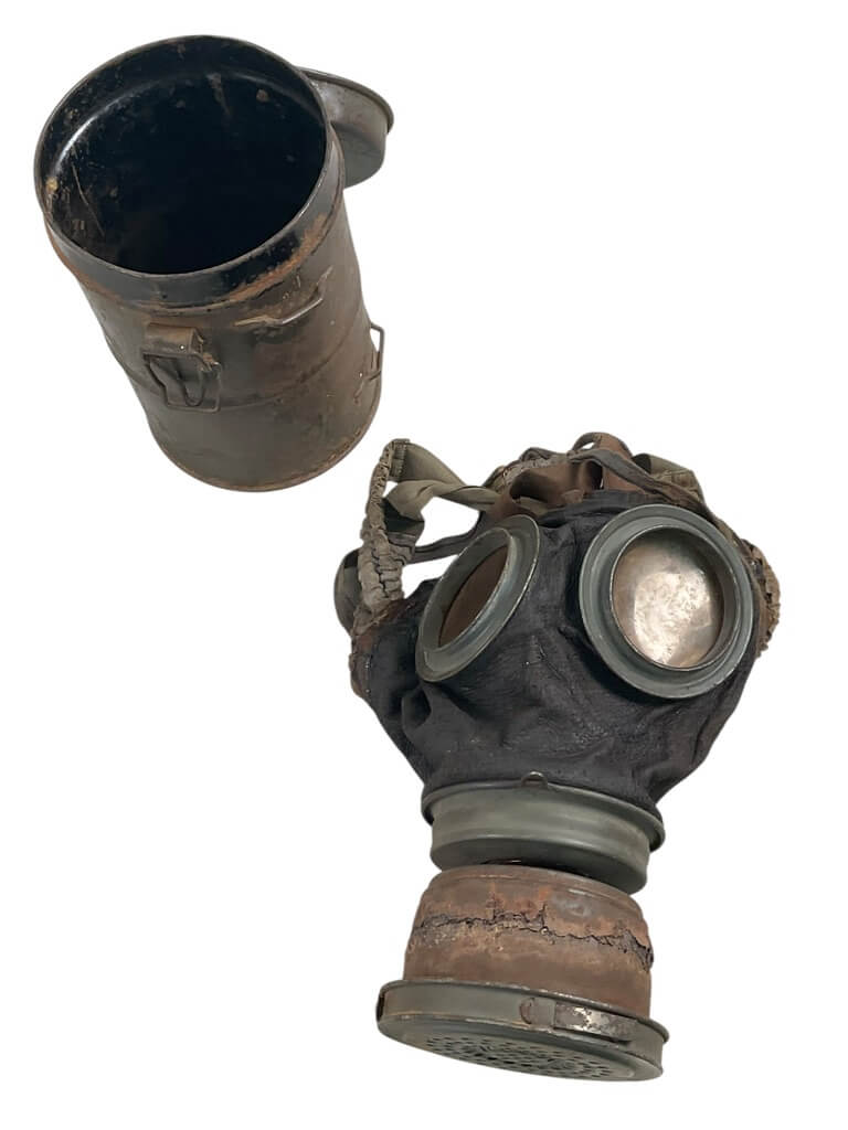 WW1 Imperial German Respirator In Tin WW1 Imperial German Respirator In Tin